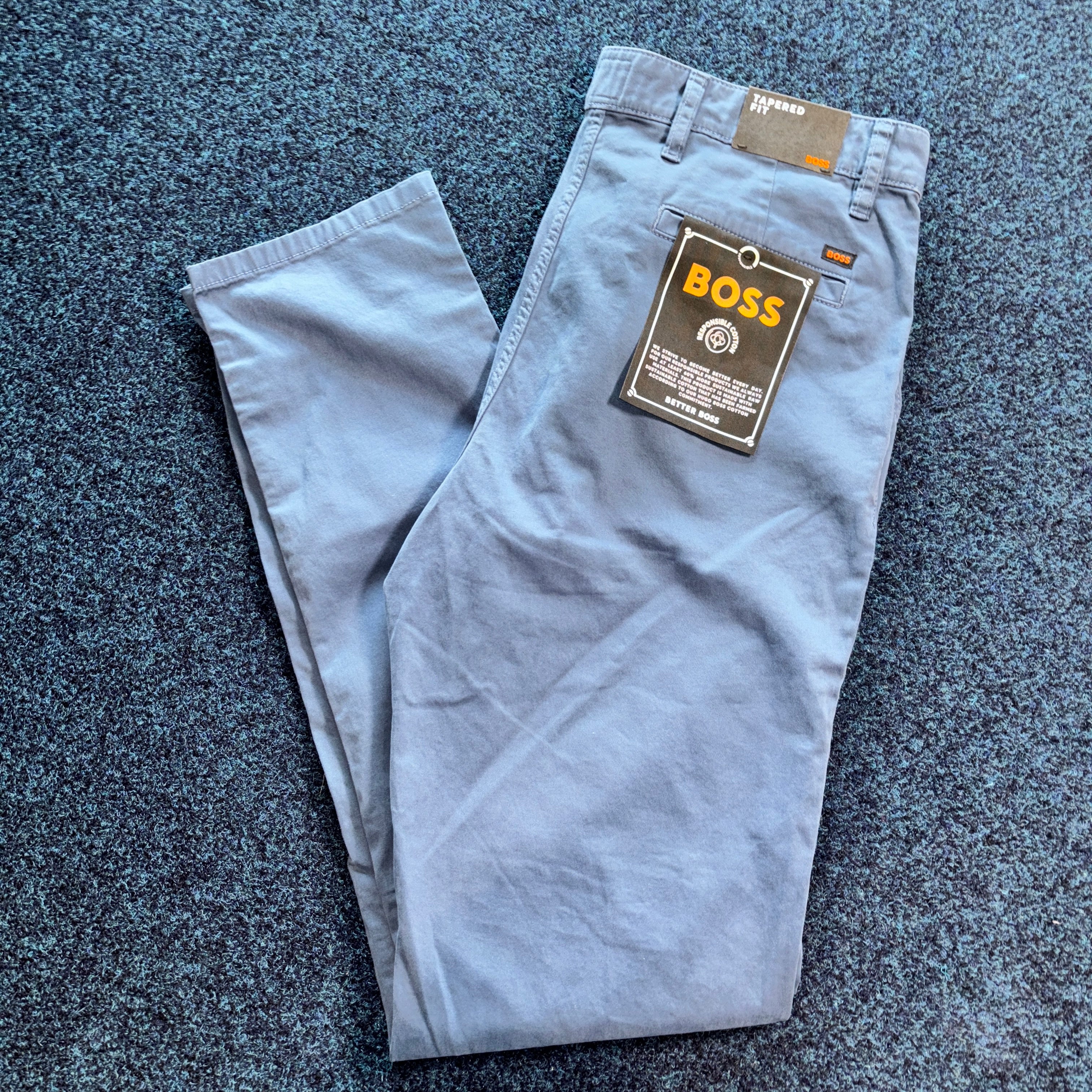 BOSS TAPERED FIT CHINO BLUE