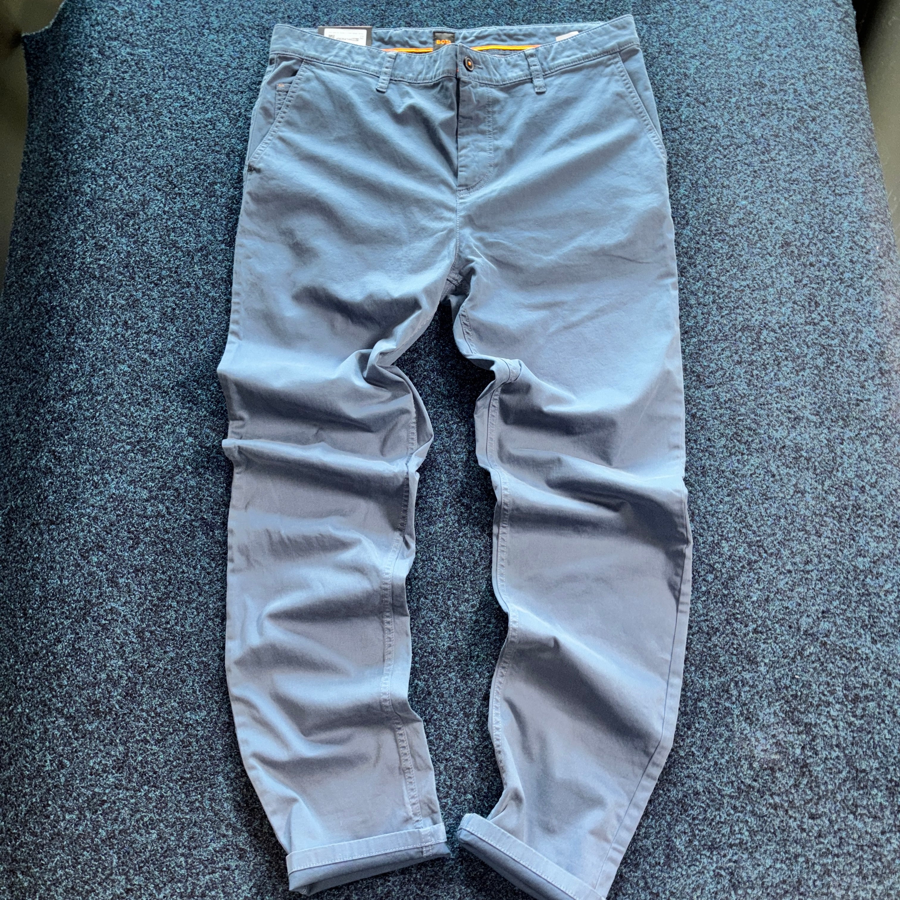 BOSS TAPERED FIT CHINO BLUE