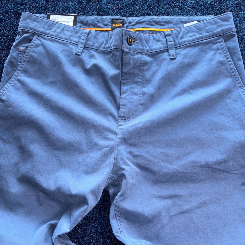 BOSS TAPERED FIT CHINO BLUE