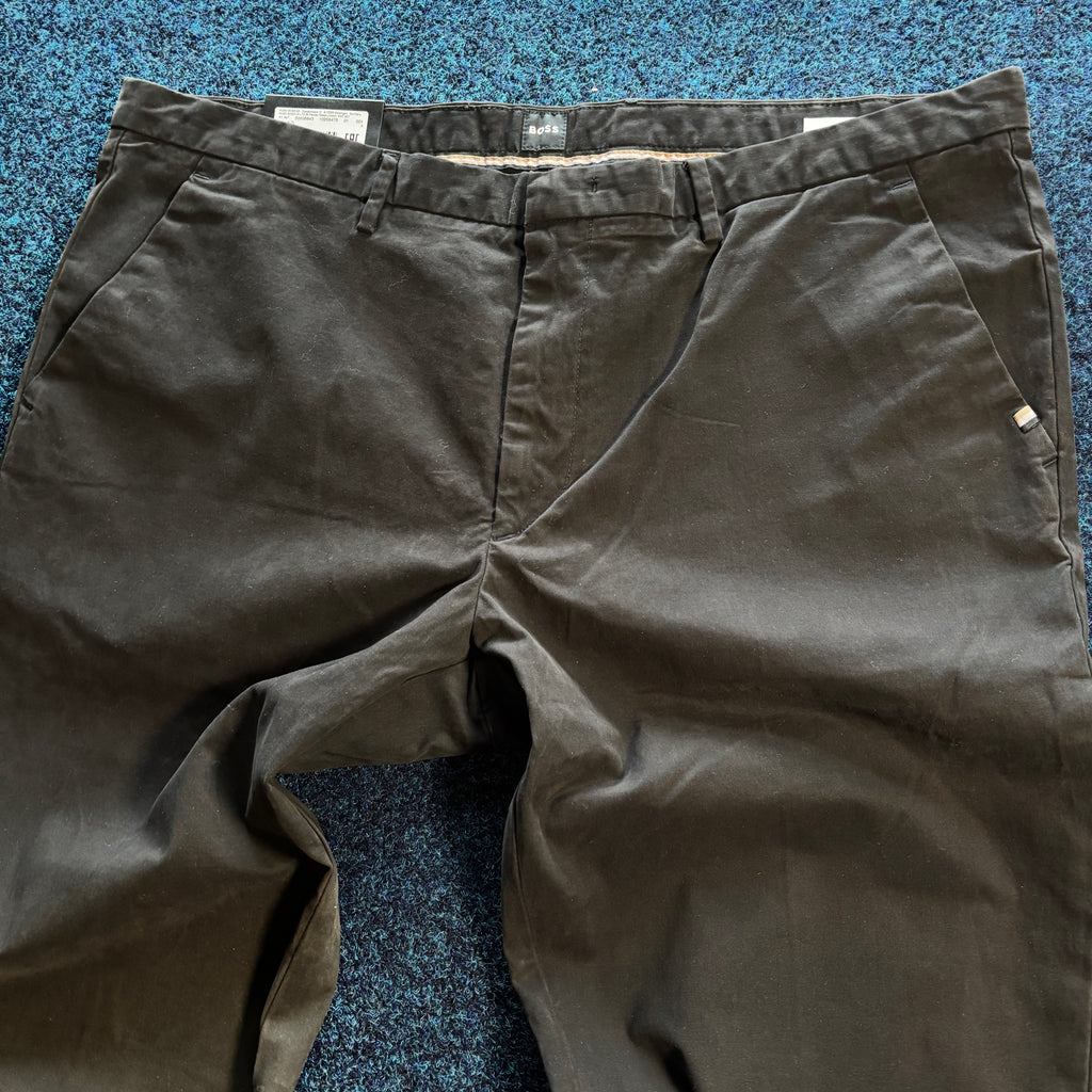 BOSS SLIM FIT CHINO BLACK