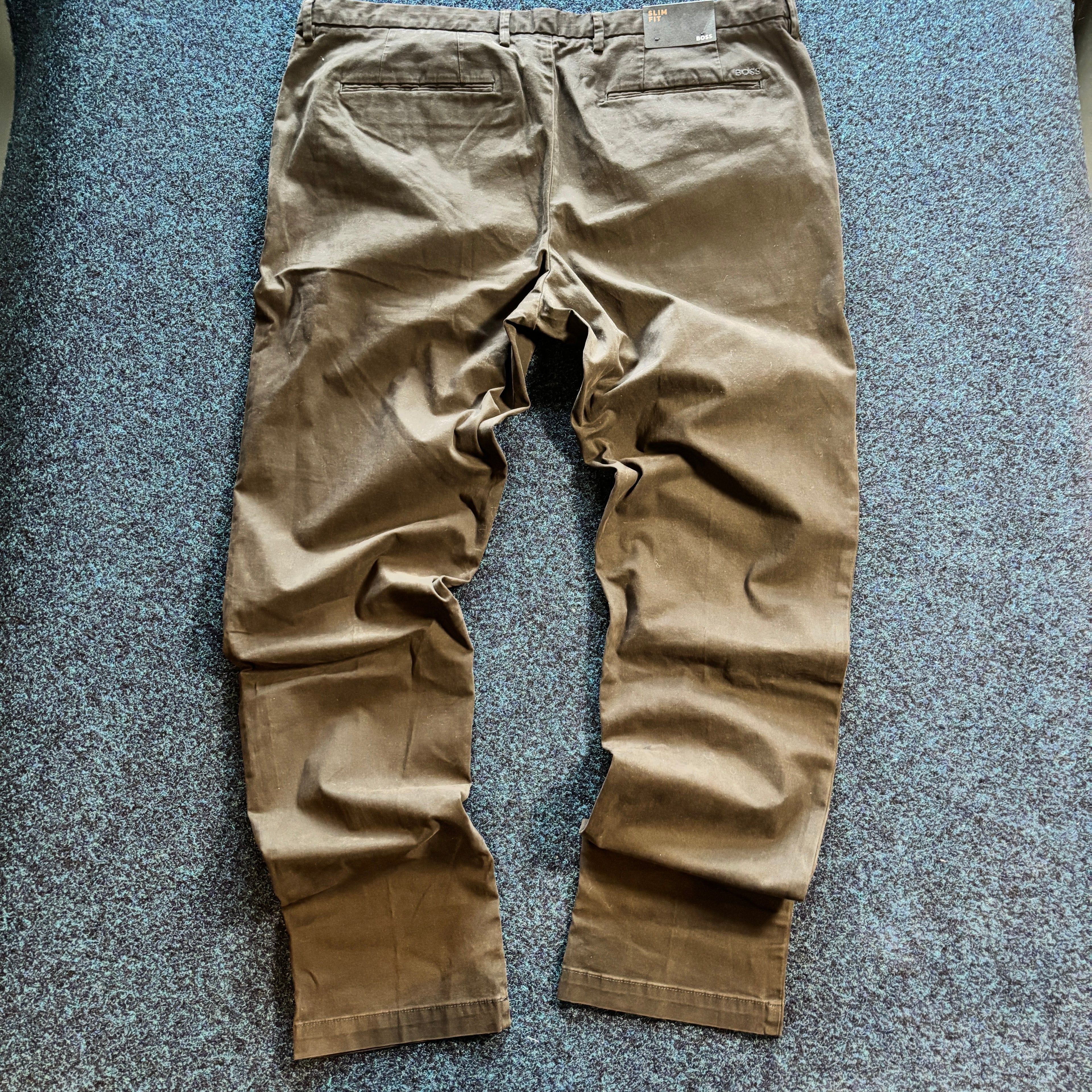 BOSS SLIM FIT CHINO BLACK