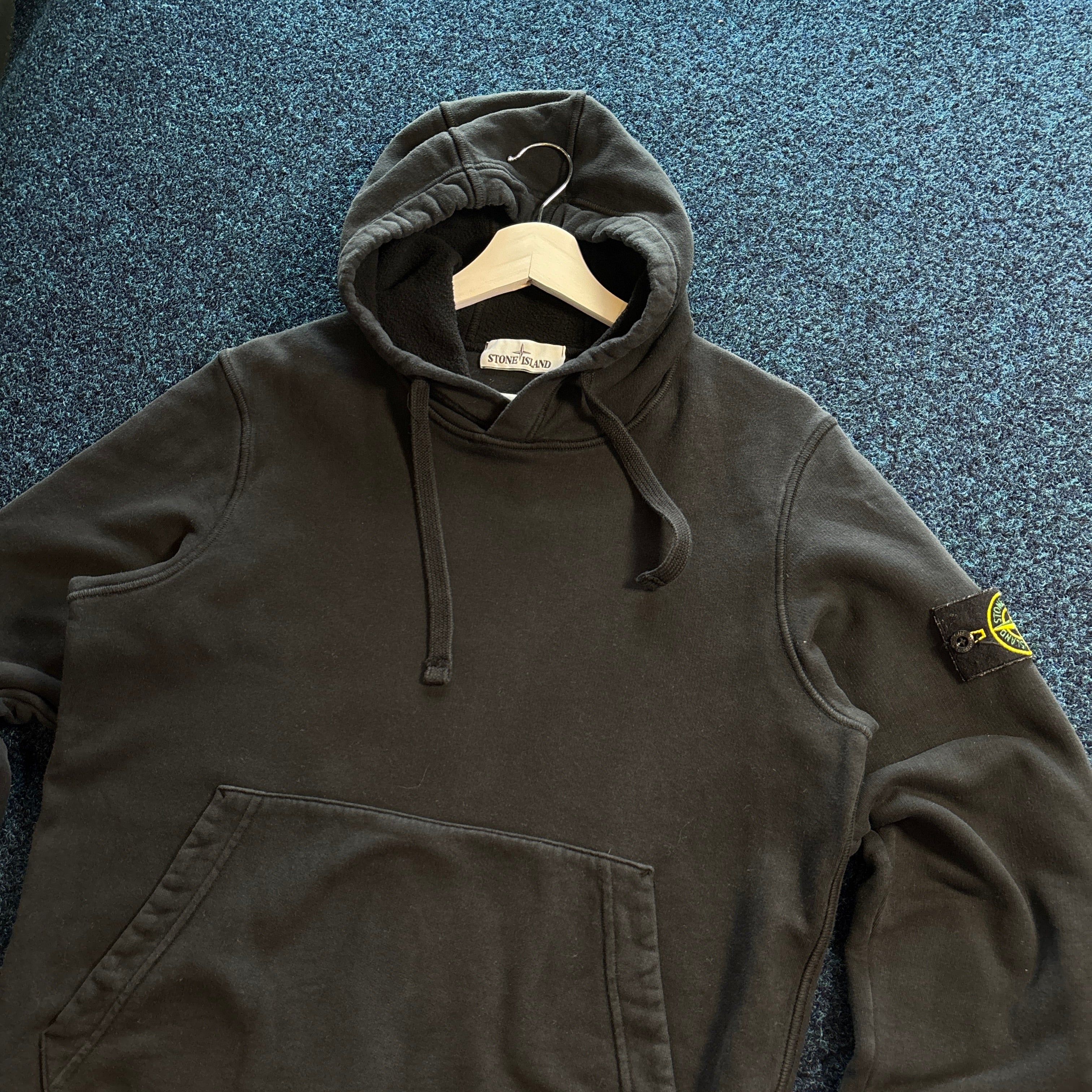 SI CLASSIC HOODIE BLACK