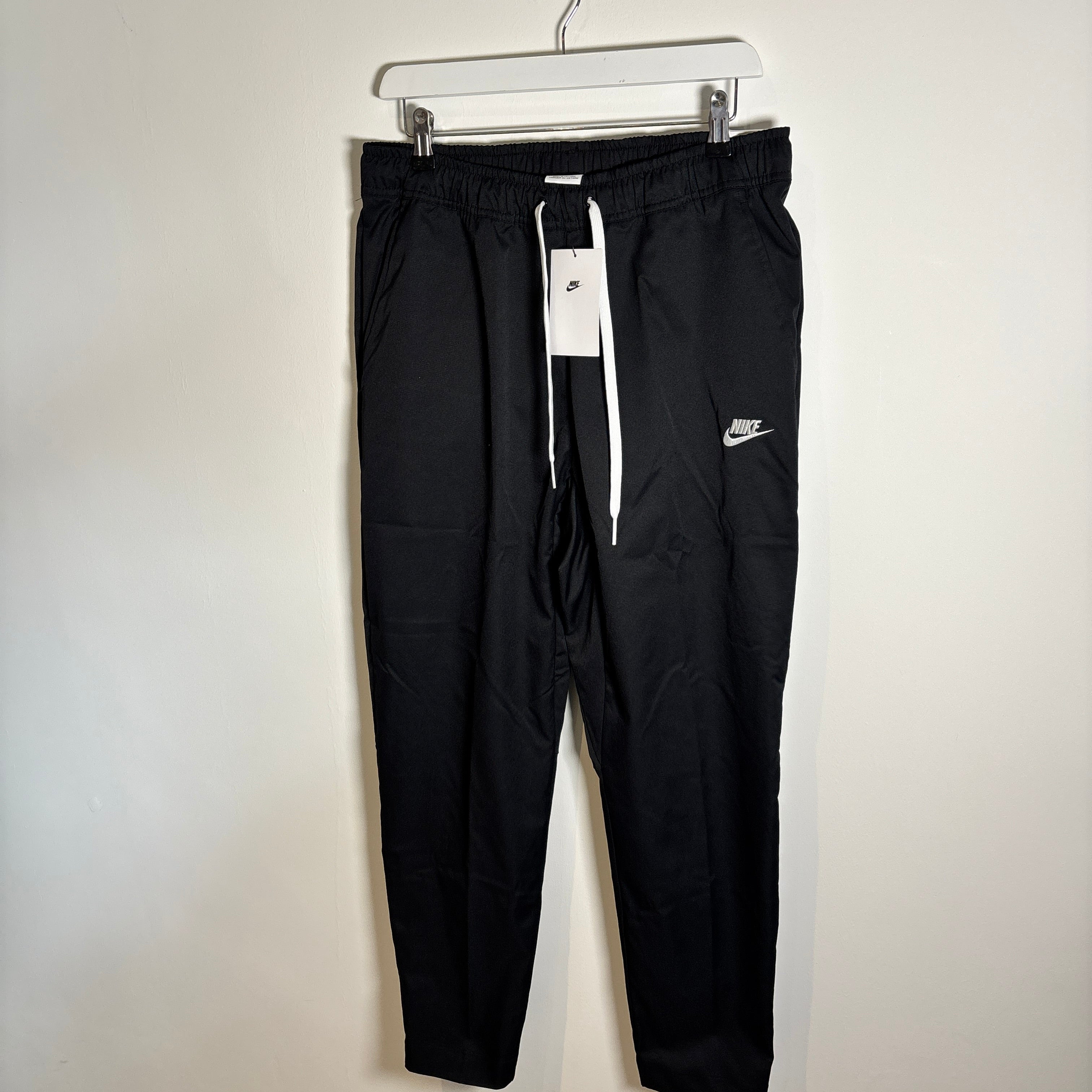 NIKE CASUAL BOTTOMS BLACK
